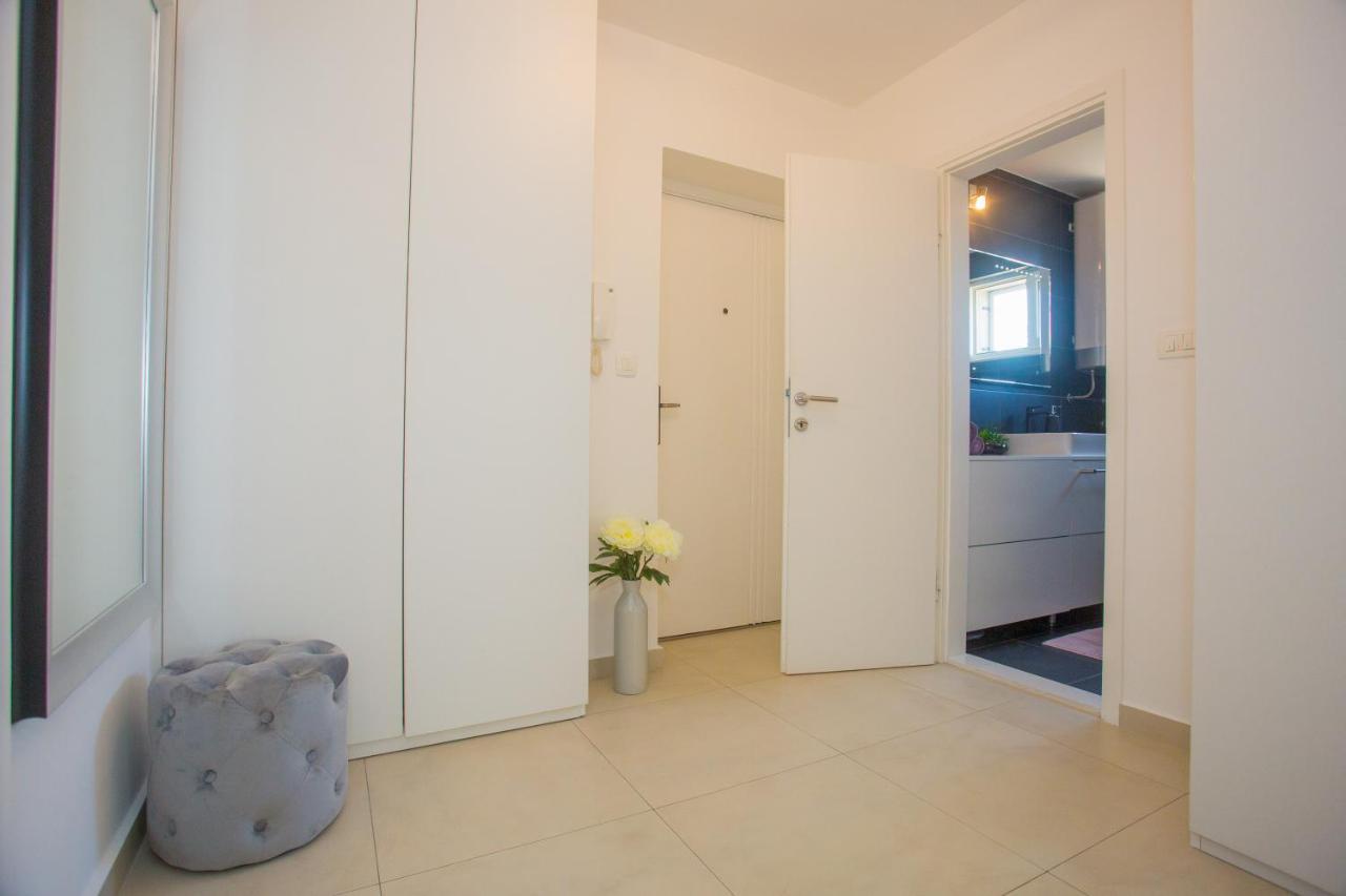 Luxury Villa Vibrass Split Buitenkant foto
