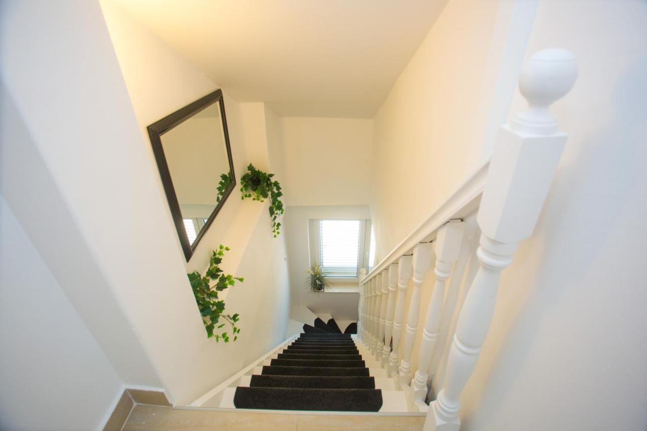 Luxury Villa Vibrass Split Buitenkant foto